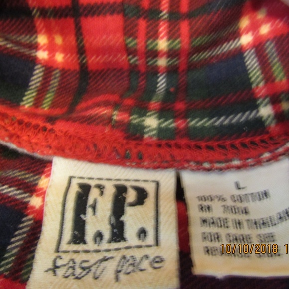 Fast Pace Women's Flannel Sweater, size large - Picture 3 of 5